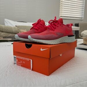 Nike Odyssey React 2 Flyknit Sneakers